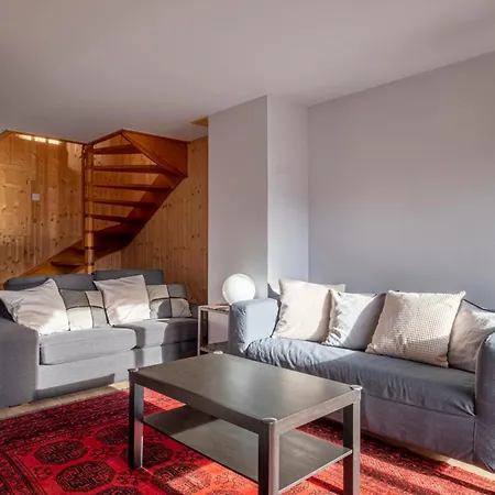 Apartment 55 M With Balconies And Mont Blanc View