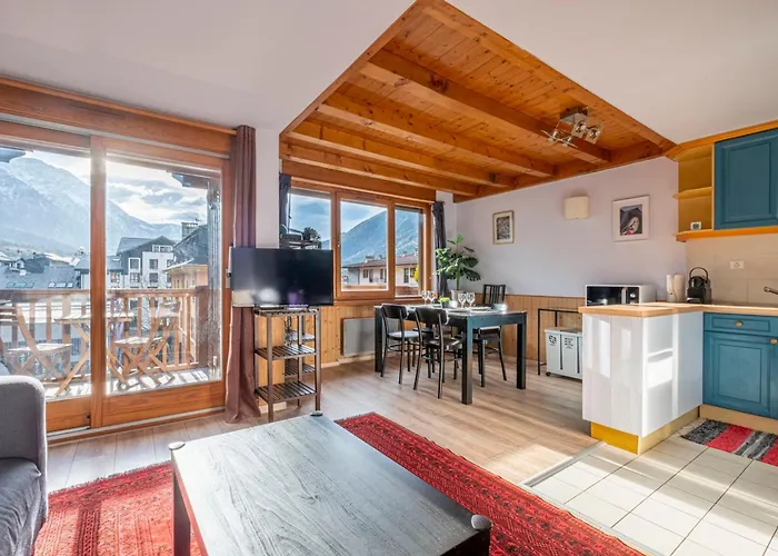 Appartamento 55 M With Balconies And Mont Blanc View